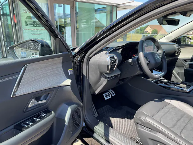 Citroën C5 X 1.6i PureTech Shine EAT8