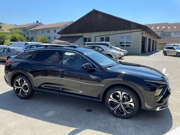 Citroën C5 X 1.6i PureTech Shine EAT8