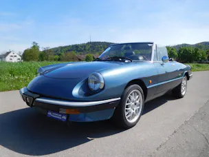 Alfa Romeo Spider 2.0