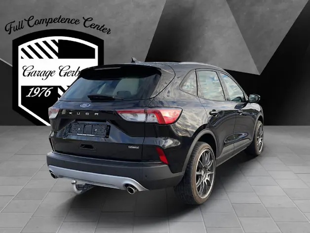 Ford Kuga 2.5 Plug-In Hybrid Cool & Connect
