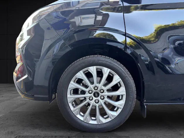Ford Tourneo Custom 320 L1 2.0 EcoBlue 136 Titanium