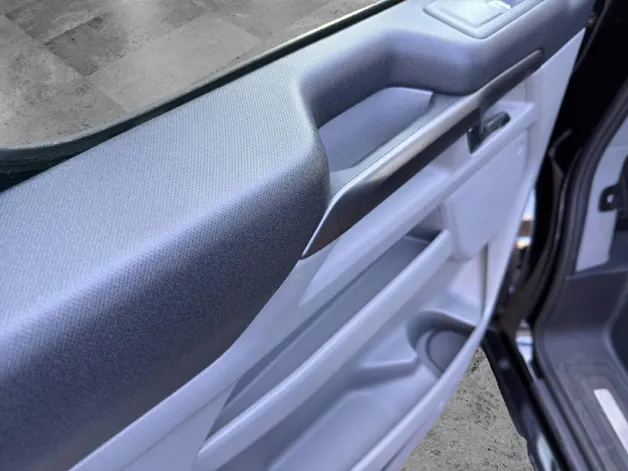 Ford Tourneo Custom 320 L1 2.0 EcoBlue 136 Titanium