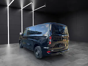 Ford Tourneo Custom 320 L1 2.0 EcoBlue 136 Titanium