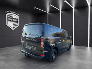 Ford Tourneo Custom 320 L1 2.0 EcoBlue 136 Titanium