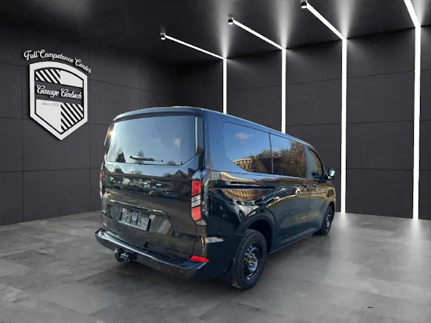 Ford Tourneo Custom 320 L1 2.0 EcoBlue 136 Titanium