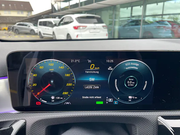 Mercedes-Benz A 250e AMG Line