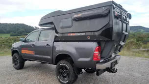 Toyota Hilux 2.5D 4WD Double Cab Luna