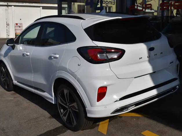 Ford Puma 1.0 EcoB Hybrid 155 ST-Line Vignale
