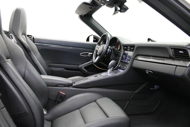 Porsche 911 Turbo S Cabrio PDK