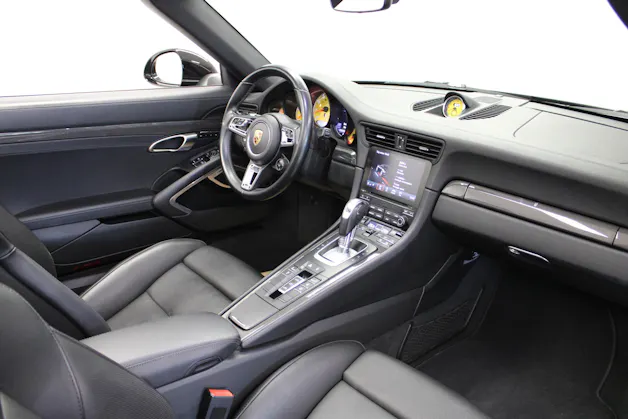 Porsche 911 Turbo S Cabrio PDK