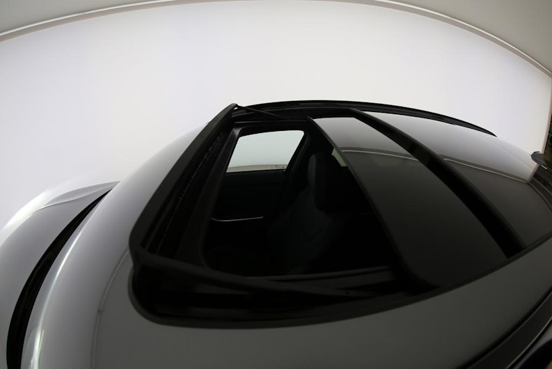 Vehicle image BMW 3 SERIES