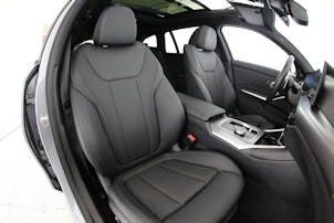 Vehicle image BMW 320d xDrive Touring