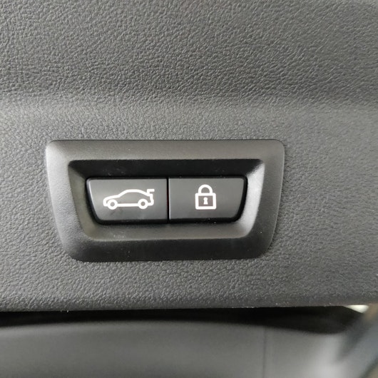 Vehicle image BMW iX3