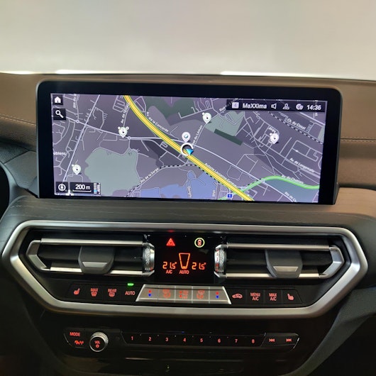 Vehicle image BMW iX3