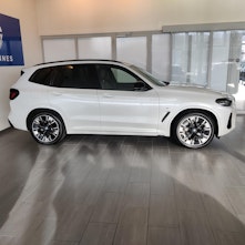 Vehicle image BMW iX3 E-Motor M-Sport