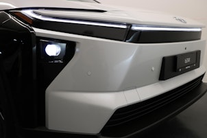 Vehicle image TOYOTA bZ4X Premium AWD