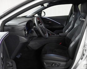 Vehicle image TOYOTA C-HR 2.0 HEV GR Sport Premiere 4x4