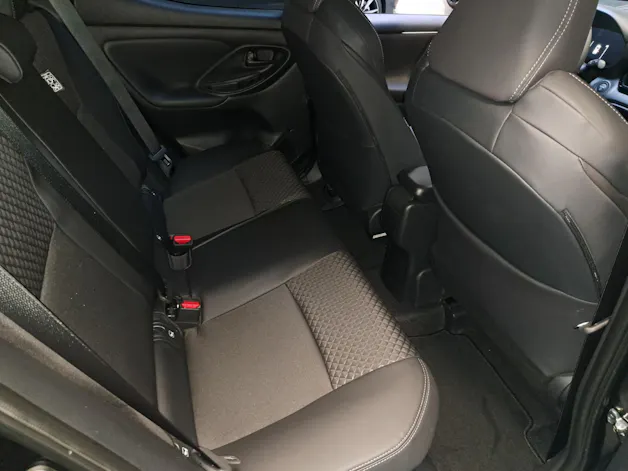 Toyota Yaris 1.5 VVT-i HSD Premium