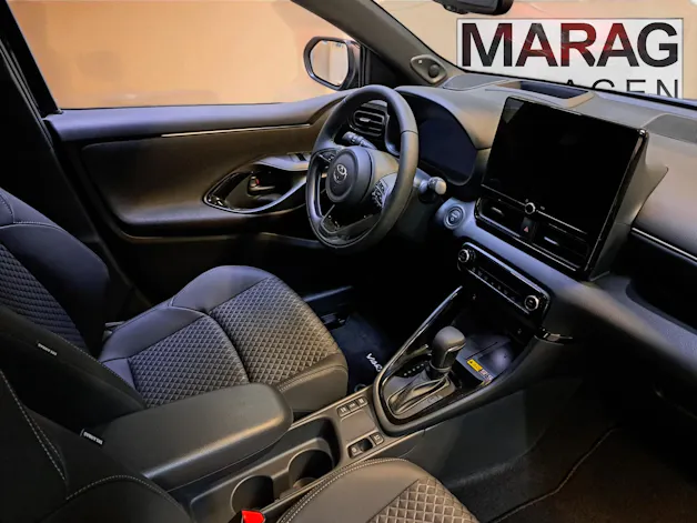 Toyota Yaris 1.5 VVT-i HSD Premium