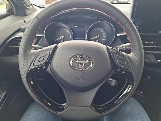 Vehicle image 5 Vehicle image 5