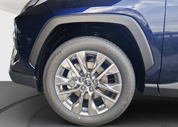 Vehicle image 15 Vehicle image 15