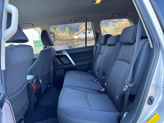 Vehicle image 9 Vehicle image 9