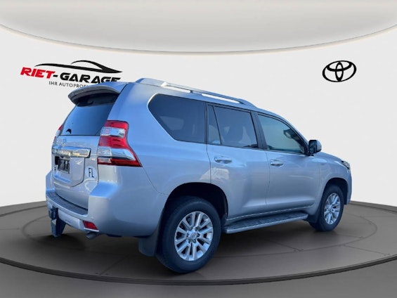 Vehicle image 3 Vehicle image 3