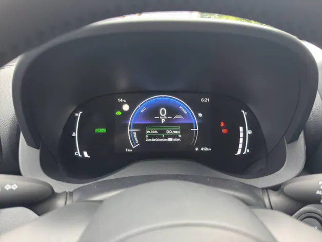 Toyota Yaris 1.5 VVT-i HSD Trend