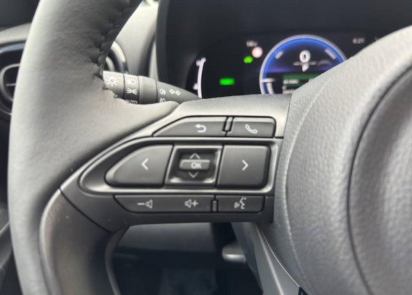 Vehicle image 6 Vehicle image 6