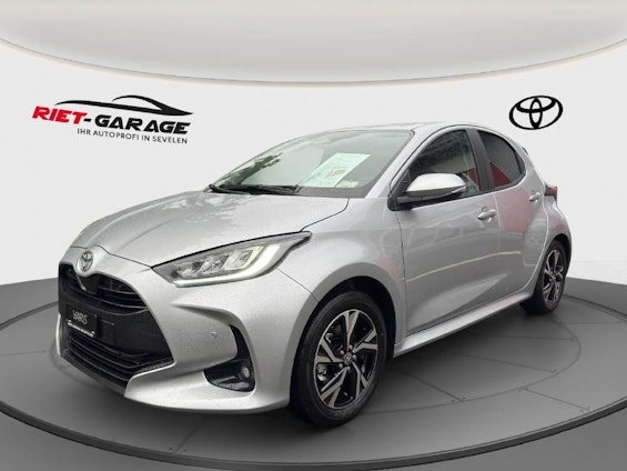 First vehicle image First vehicle image