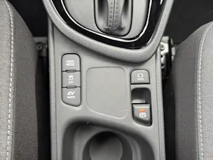 Toyota Yaris 1.5 VVT-i HSD Trend