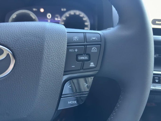 Vehicle image 7 Vehicle image 7