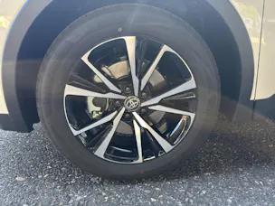 Toyota C-HR 2.0 PHEV Swiss Edition