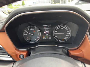 SUBARU OUTBACK 8