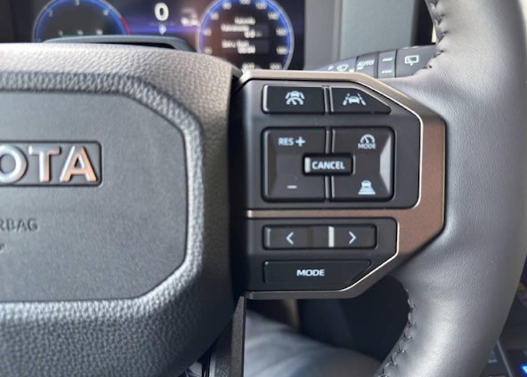 Vehicle image 9 Vehicle image 9