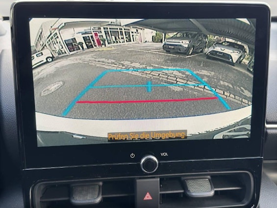 Vehicle image 10 Vehicle image 10