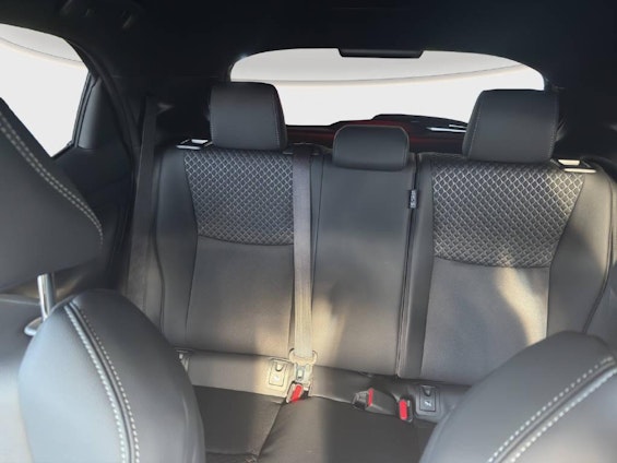 Vehicle image 15 Vehicle image 15