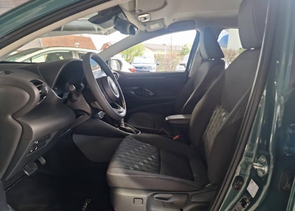 Vehicle image 5 Vehicle image 5