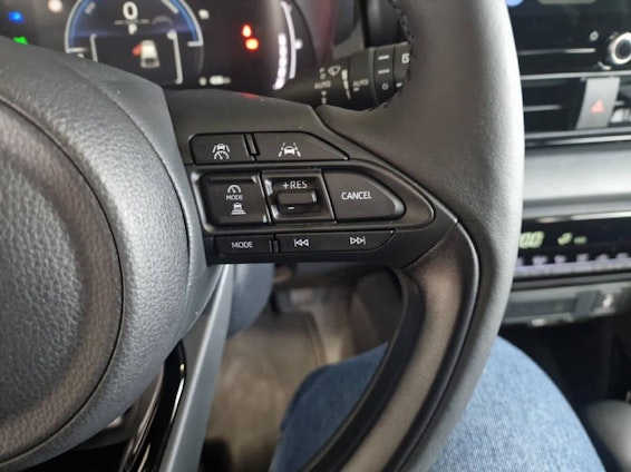 Vehicle image 8 Vehicle image 8