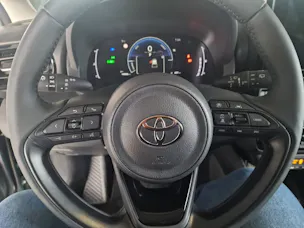 Toyota Yaris 1.5 VVT-i HSD Trend