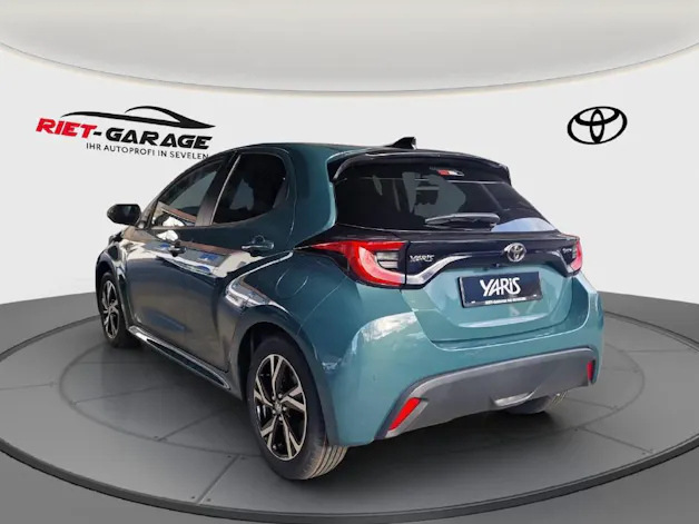 Toyota Yaris 1.5 VVT-i HSD Trend