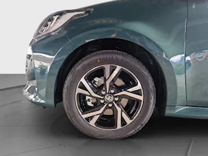 Toyota Yaris 1.5 VVT-i HSD Trend