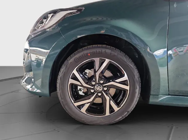 Toyota Yaris 1.5 VVT-i HSD Trend