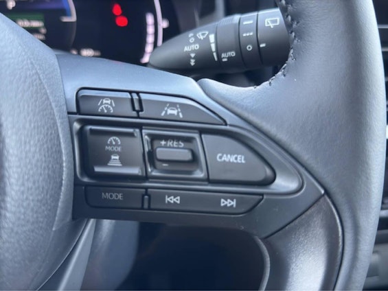 Vehicle image 8 Vehicle image 8