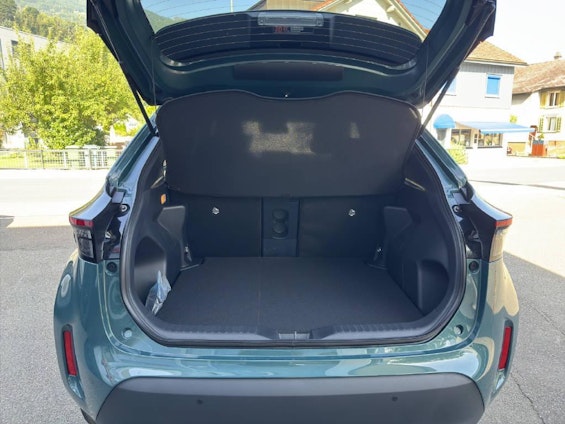 Vehicle image 15 Vehicle image 15