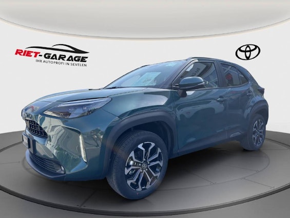 First vehicle image First vehicle image