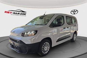 Vehicle image TOYOTA PROACE CITY 0 Vehicle image TOYOTA PROACE CITY 0