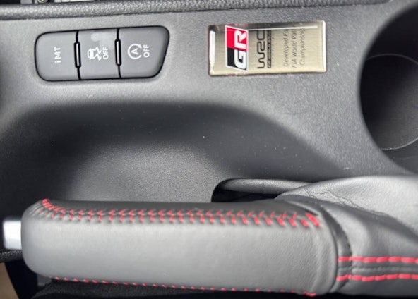 Vehicle image 13 Vehicle image 13