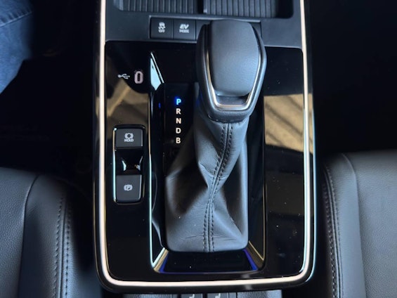 Vehicle image 12 Vehicle image 12