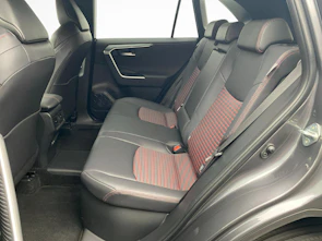 Fahrzeugbild TOYOTA RAV4 2.5 Plug-In-Hybrid Premium / Jetzt Leasing ab 0.99% oder Cash-Prämie CHF 3'000.00